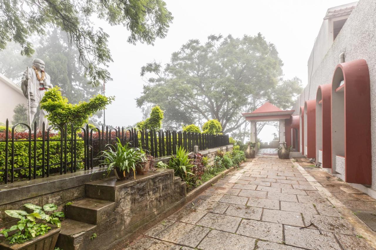 Kstdc Hotel Mayura Pine Top Nandi Hills Exteriér fotografie