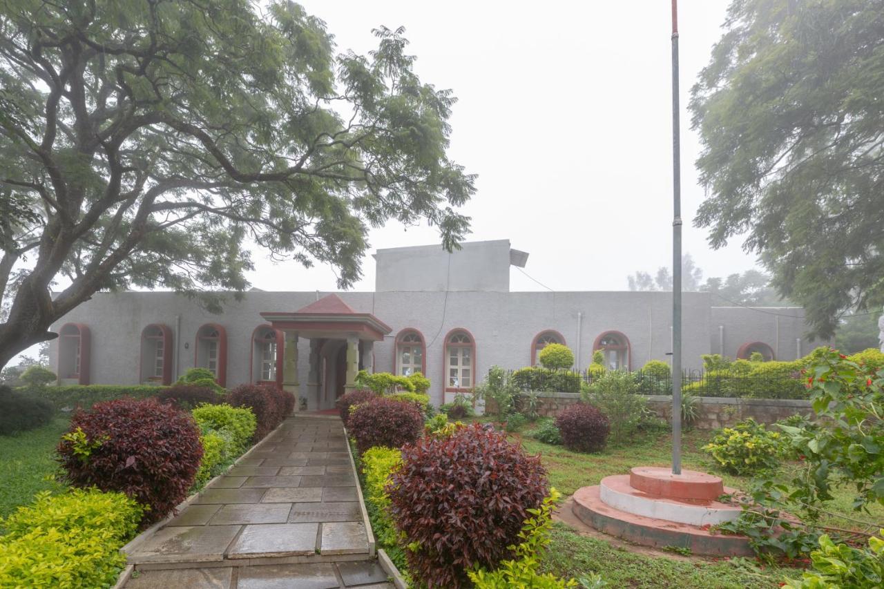 Kstdc Hotel Mayura Pine Top Nandi Hills Exteriér fotografie