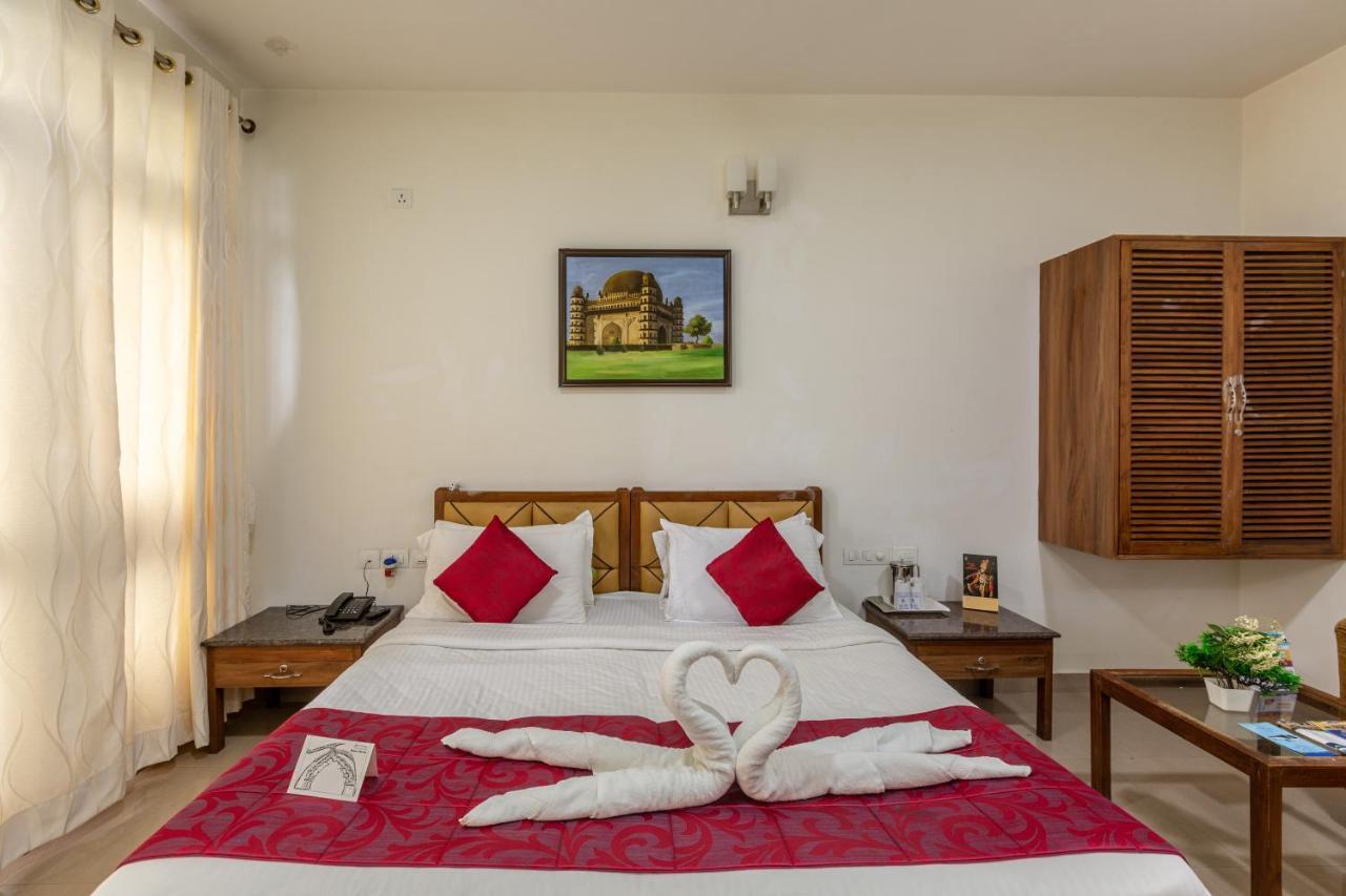 Kstdc Hotel Mayura Pine Top Nandi Hills Exteriér fotografie