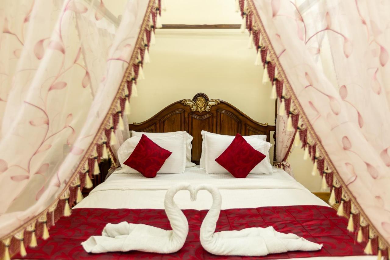 Kstdc Hotel Mayura Pine Top Nandi Hills Exteriér fotografie
