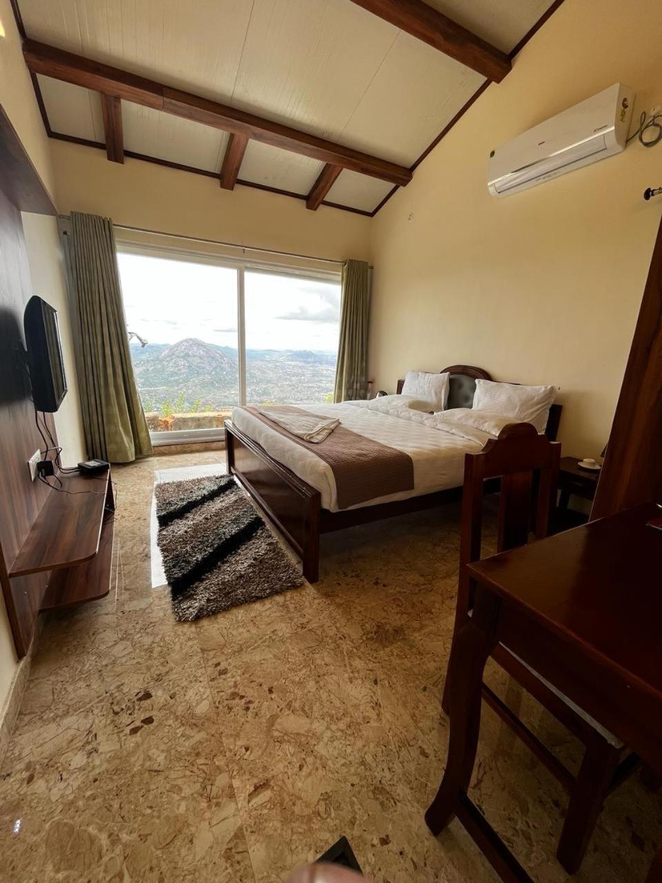Kstdc Hotel Mayura Pine Top Nandi Hills Exteriér fotografie
